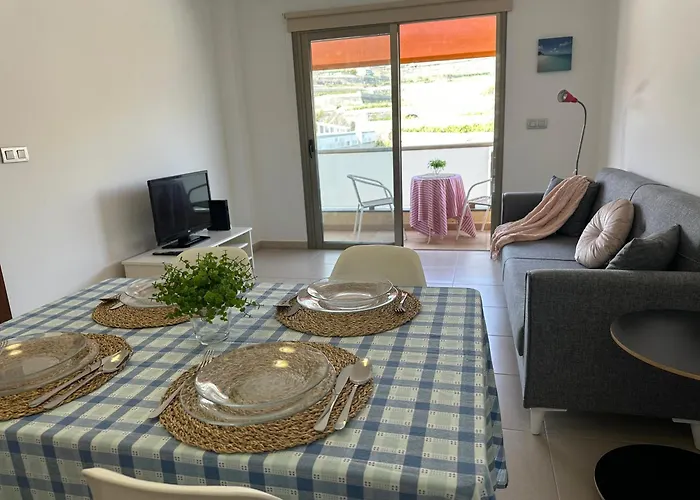 Tranquilo Y Cerca Del Mar Con Parking Privado Guia de Isora (Tenerife)