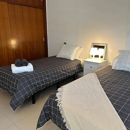 Tranquilo Y Cerca Del Mar Con Parking Privado