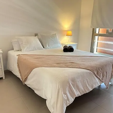 Tranquilo Y Cerca Del Mar Con Parking Privado Lägenhet *