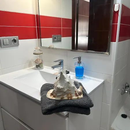 Tranquilo Y Cerca Del Mar Con Parking Privado Διαμέρισμα *