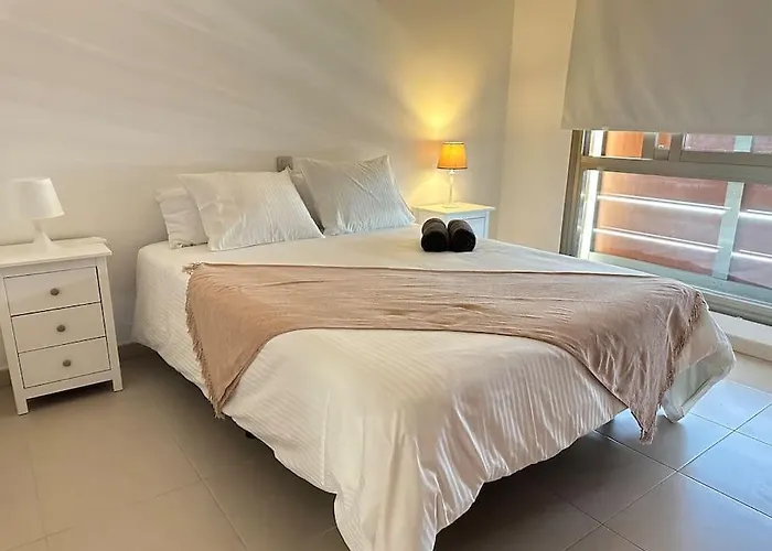 Tranquilo Y Cerca Del Mar Con Parking Privado Apartament *