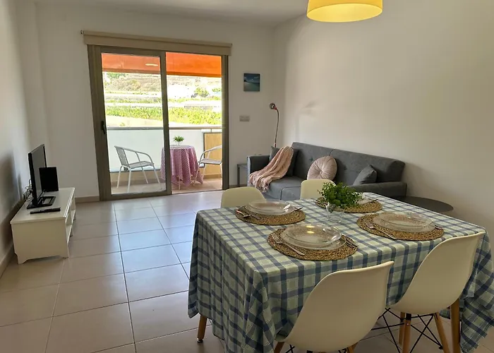 Tranquilo Y Cerca Del Mar Con Parking Privado